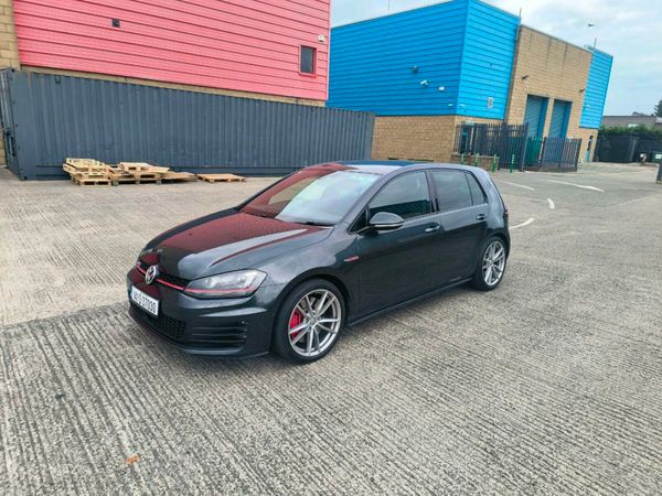 Volkswagen Golf Hatchback, Petrol, 2014, Grey