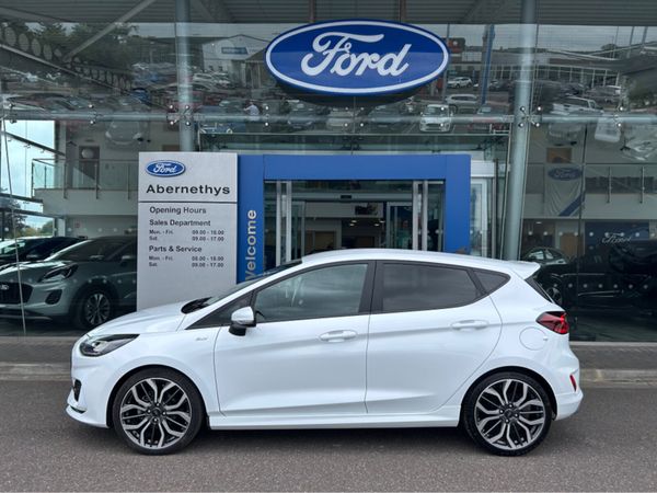 Ford Fiesta Hatchback, Petrol Hybrid, 2023, White