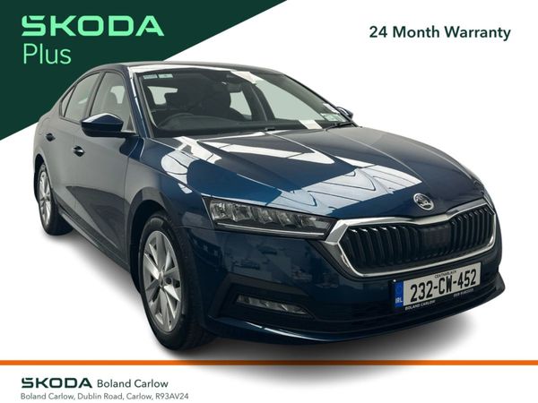 Skoda Octavia Saloon, Petrol, 2023, Blue