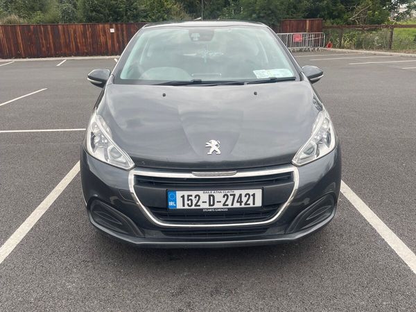 Peugeot 208 Hatchback, Petrol, 2015, Grey