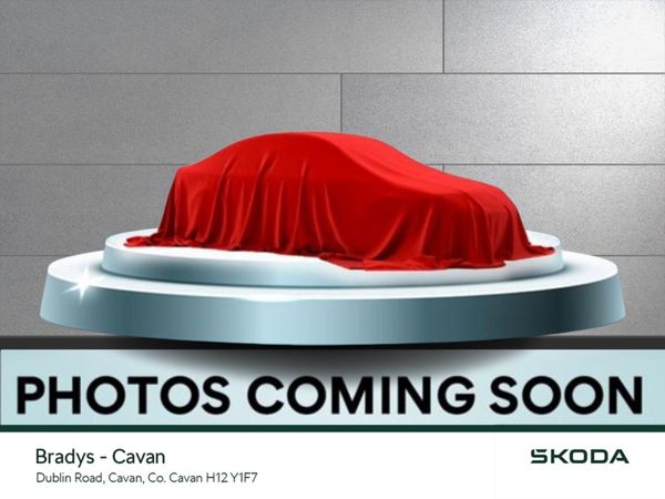 Skoda Octavia Hatchback, Diesel, 2022, Black