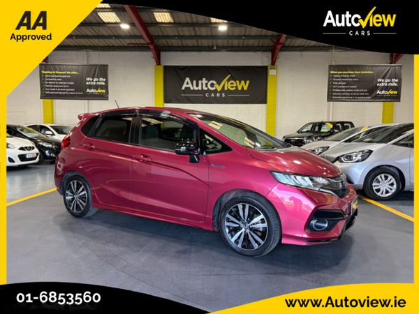 Honda Jazz Hatchback, Petrol Hybrid, 2018, Red