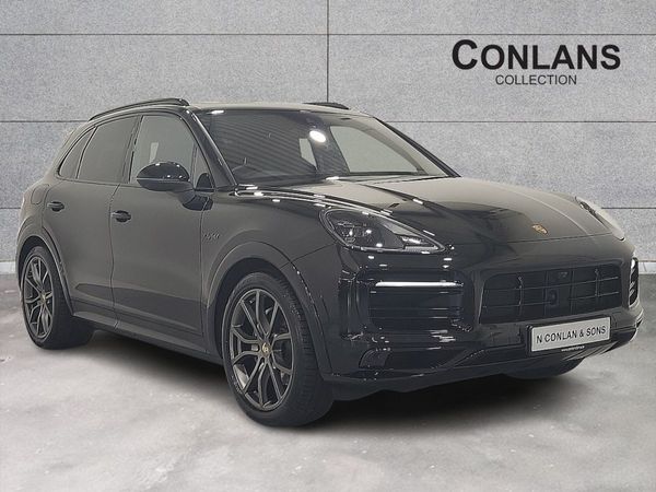 Porsche Cayenne SUV, Petrol Plug-in Hybrid, 2023, Black