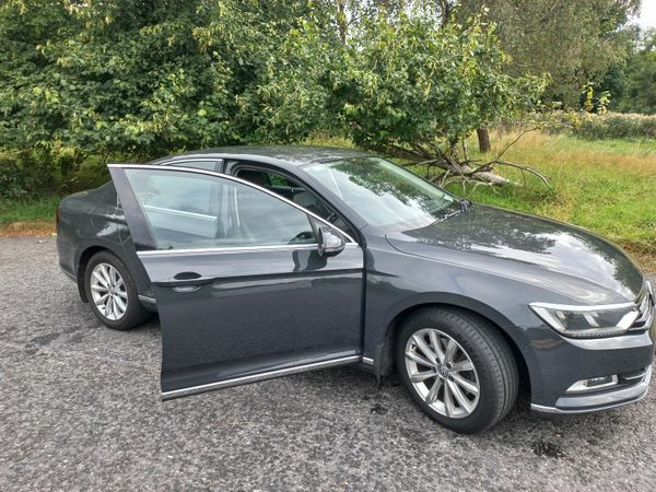 Volkswagen Passat Saloon, Diesel, 2016, Grey