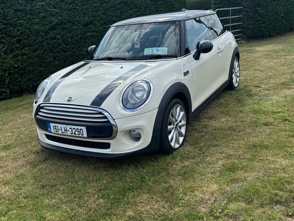 Mini Cooper Hatchback, Diesel, 2015, White