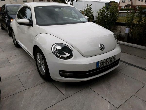 Volkswagen Beetle Hatchback, Petrol, 2013, White
