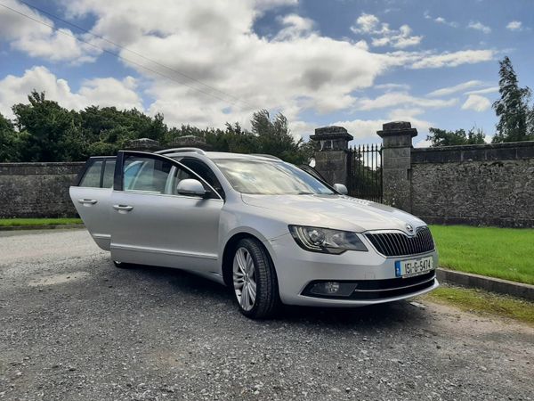 Skoda Superb Estate, Diesel, 2015, Silver