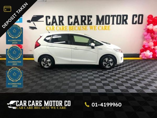 Honda Fit Hatchback, Hybrid, 2014, White