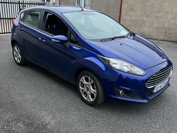 Ford Fiesta Hatchback, Petrol, 2015, Blue