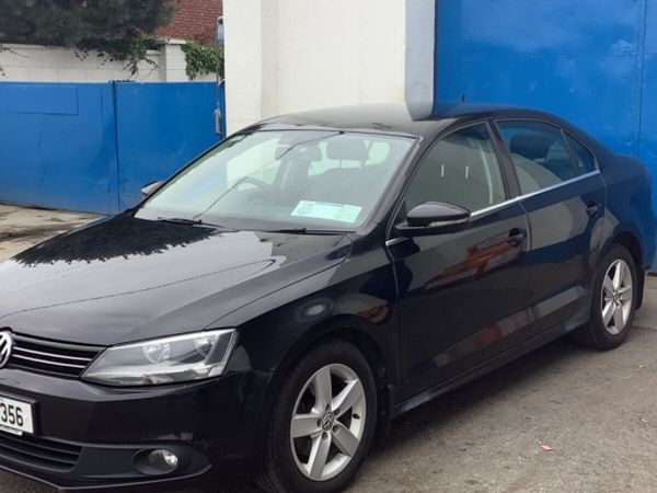Volkswagen Jetta Saloon, Diesel, 2013, Black