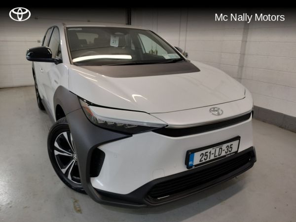 Toyota bZ4X Estate, Electric, 2025, White