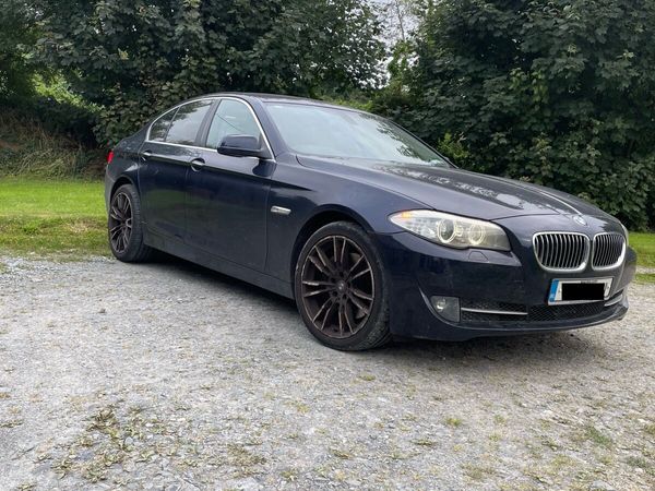 BMW 5-Series Saloon, Diesel, 2010, Blue