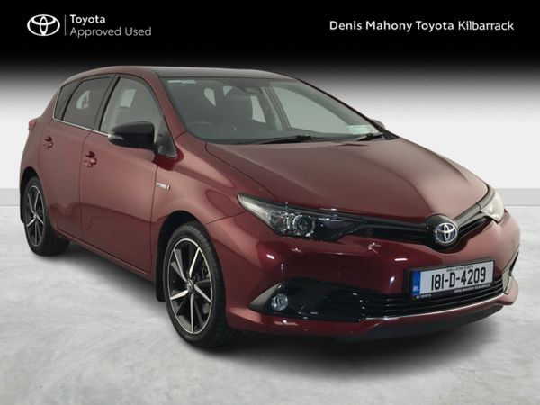 Toyota Auris Hatchback, Petrol Hybrid, 2018, Red