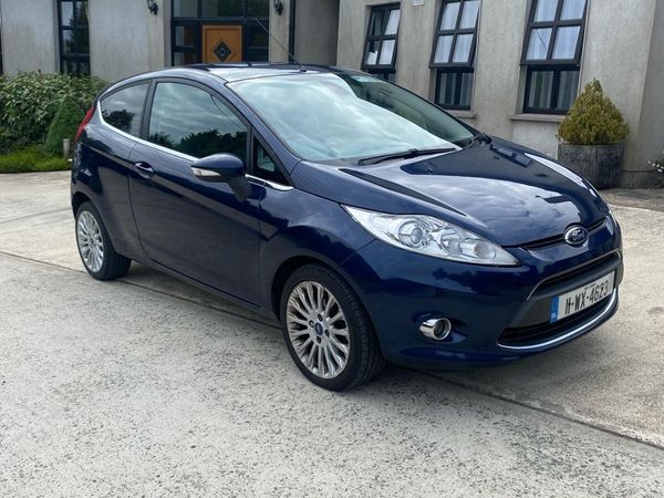 Ford Fiesta Hatchback, Diesel, 2011, Blue