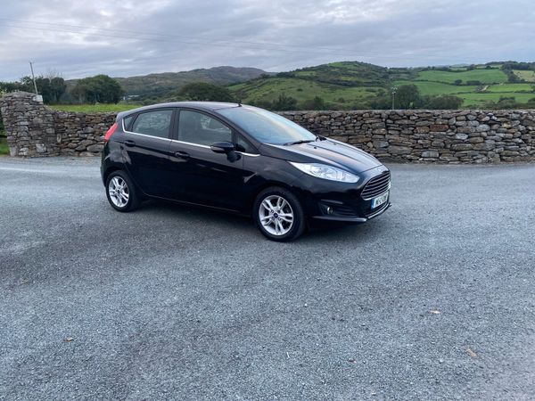 Ford Fiesta Hatchback, Diesel, 2014, Black