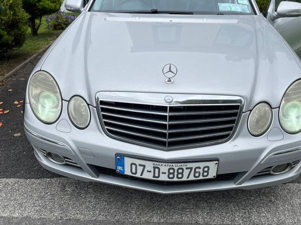 Mercedes-Benz E-Class Saloon, Diesel, 2007, Silver