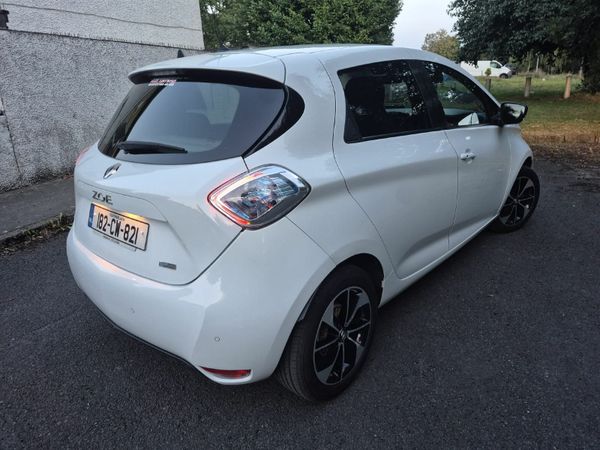 Renault Zoe Hatchback, Electric, 2018, White