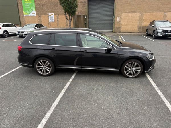 Volkswagen Passat Estate/Jeep, Diesel, 2015, Black
