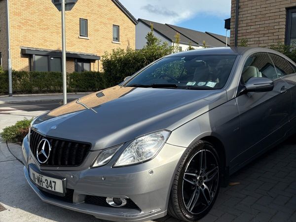 Mercedes-Benz E-Class Coupe, Diesel, 2010, Silver
