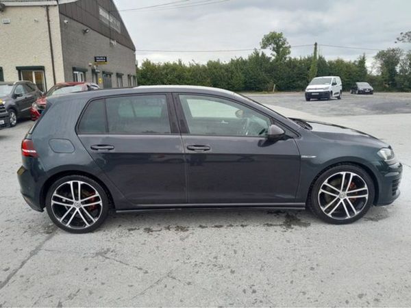 Volkswagen Golf Hatchback, Diesel, 2016, Grey