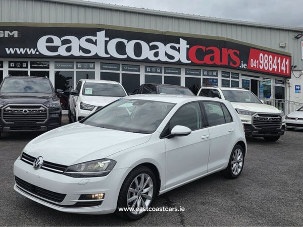 Volkswagen Golf Hatchback, Petrol, 2013, White