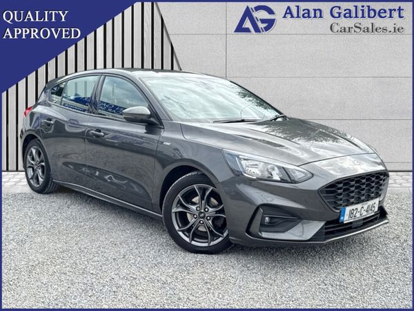Ford Focus Hatchback, Petrol, 2018, Grey