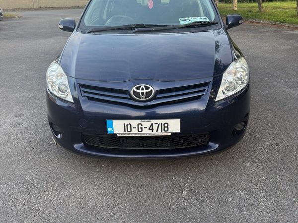 Toyota Auris Hatchback, Diesel, 2010, Blue