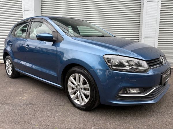 Volkswagen Polo Hatchback, Petrol, 2017, Blue