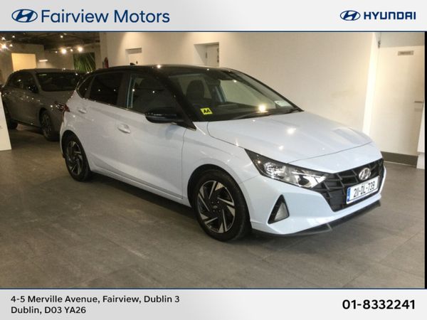 Hyundai i20 Hatchback, Petrol, 2021, Blue
