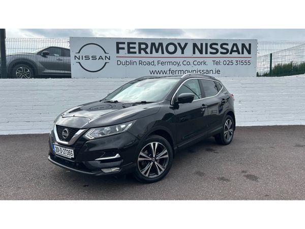 Nissan Qashqai MPV, Petrol, 2020, Black