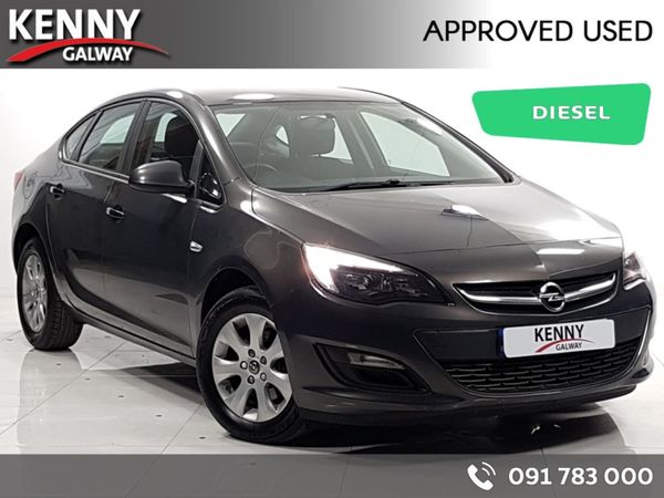 Opel Astra Saloon, Diesel, 2015, Grey