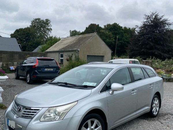 Toyota Avensis Estate, Diesel, 2012, Silver