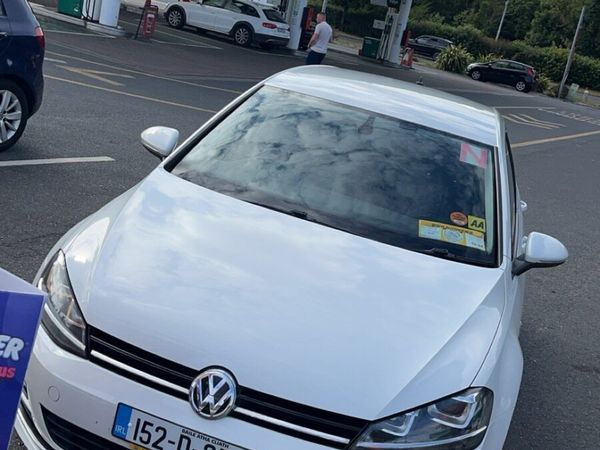Volkswagen Golf Hatchback, Petrol, 2015, White