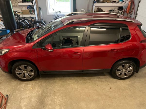 Peugeot 2008 Estate, Petrol, 2017, Red