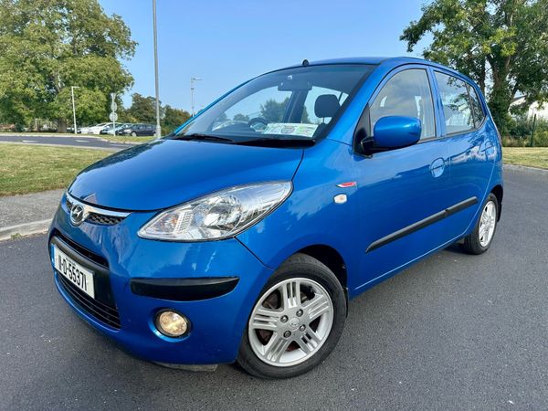 Hyundai i10 Hatchback, Petrol, 2011, Blue
