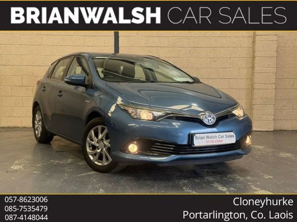 Toyota Auris Hatchback, Hybrid, 2016, Blue