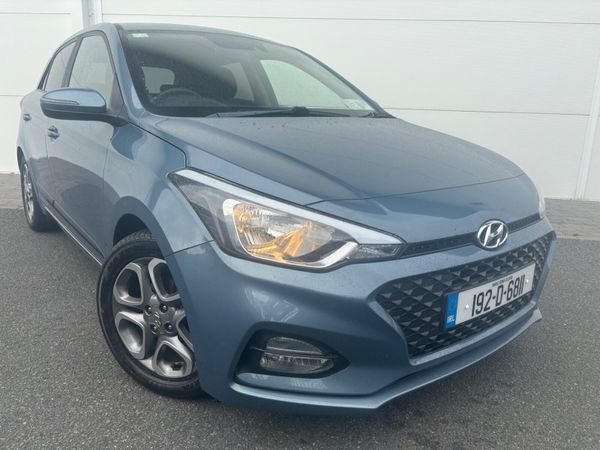 Hyundai i20 Hatchback, Petrol, 2019, Blue