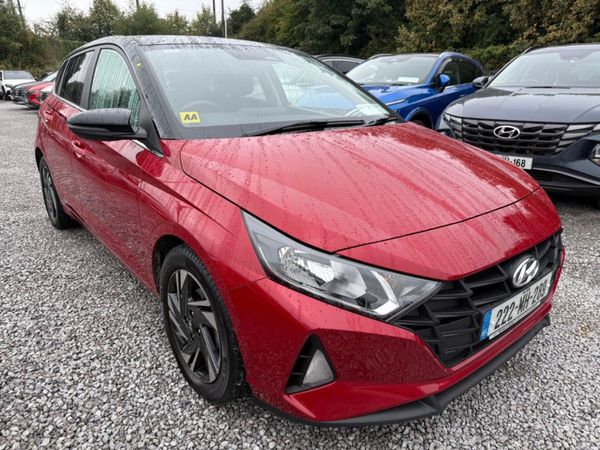 Hyundai i20 Hatchback, Petrol, 2022, Red