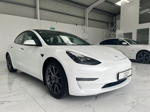Tesla Model 3 Saloon, Electric, 2021, White