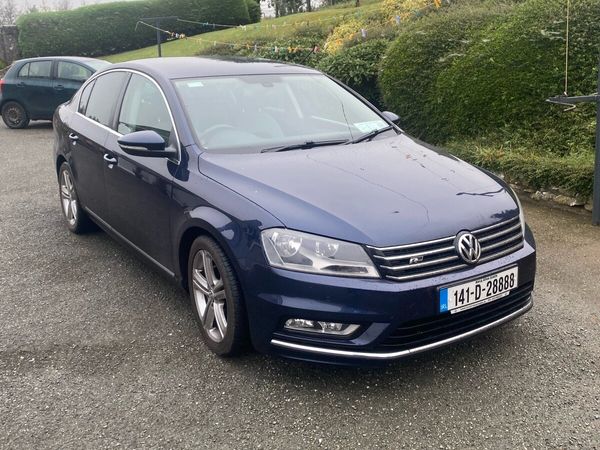 Volkswagen Passat Saloon, Diesel, 2014, Blue