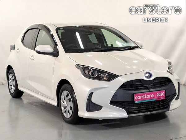 Toyota Yaris Hatchback, Petrol, 2020, White