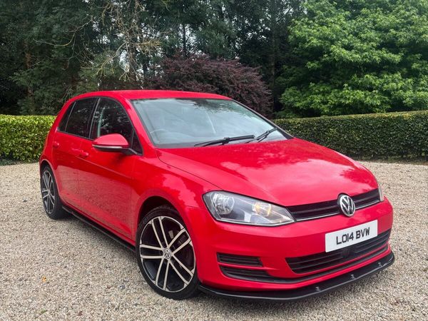 Volkswagen Golf Hatchback, Diesel, 2014, Red