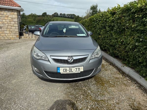Opel Astra MPV, Diesel, 2013, Silver