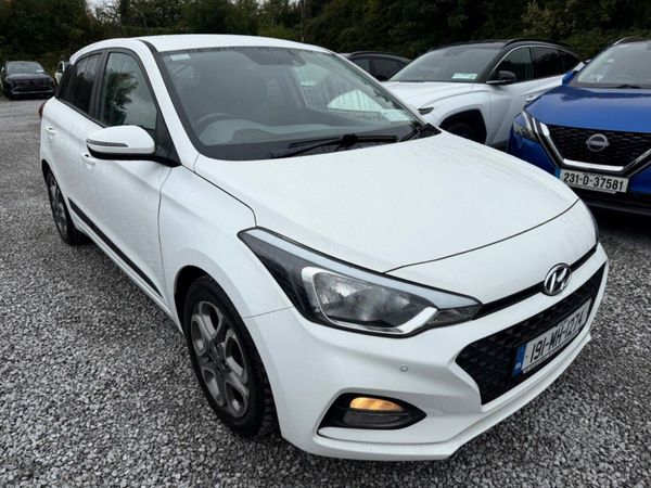 Hyundai i20 Hatchback, Petrol, 2019, White