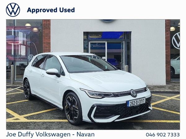 Volkswagen Golf Estate, Petrol, 2025, White