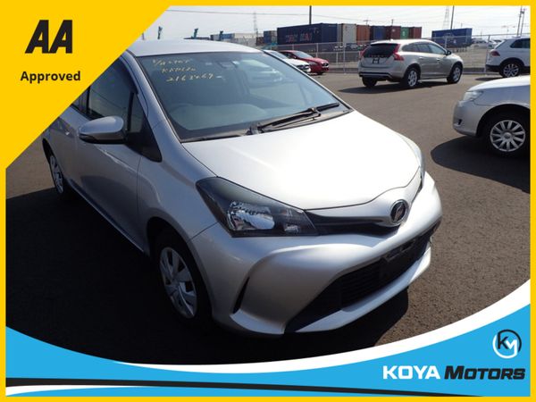 Toyota Vitz Hatchback, Petrol, 2016, Silver