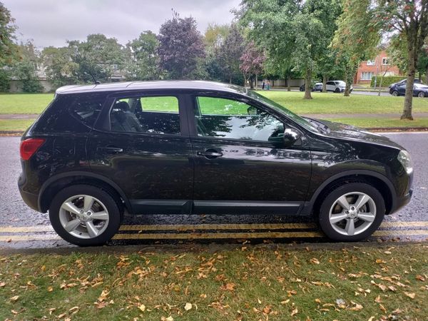 Nissan Qashqai Hatchback, Petrol, 2009, Black