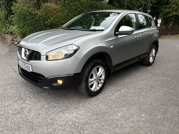 Nissan Qashqai Estate/Jeep, Diesel, 2012, Silver