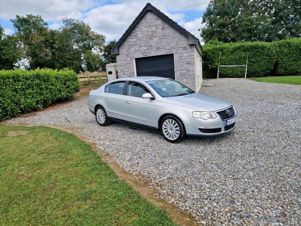 Volkswagen Passat Saloon, Diesel, 2008, Silver