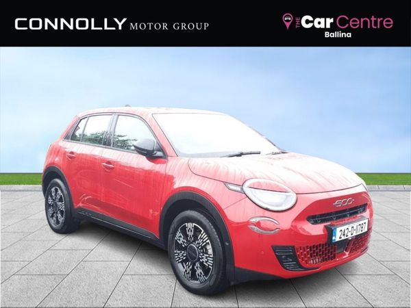 Fiat 600 Hatchback, Petrol, 2024, Red
